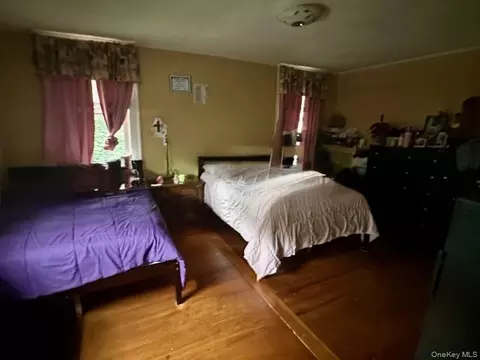 Bedroom - 90 E Roe Blvd, Patchogue, NY 11772 photo 3 of 5