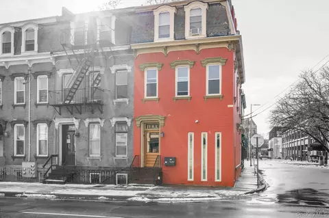 292 Mill St, Poughkeepsie, NY 12601