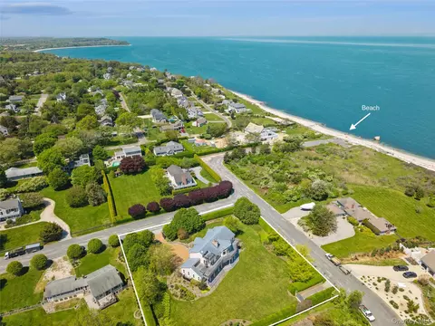 1680 Lands End Rd, Orient, NY 11957