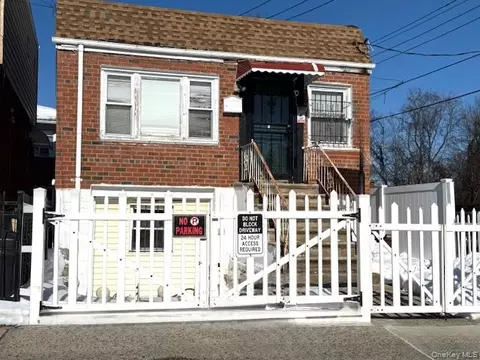 7917 Glenmore Ave, New York, NY 11417