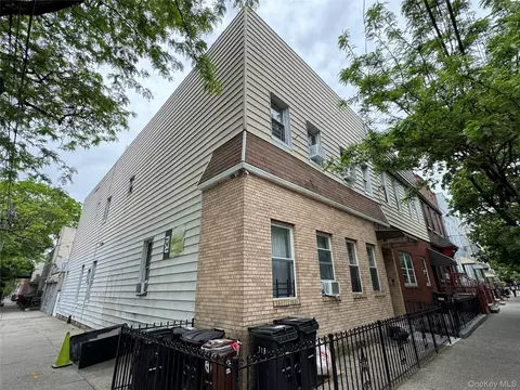 716 Woodward Ave, New York, NY 11385