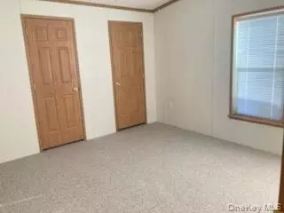 1661 Old Country Rd, Riverhead, NY 11901 photo 7