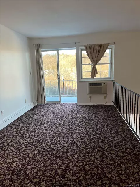 1840 Crompond Rd #9B7, Peekskill, NY 10566 photo 2