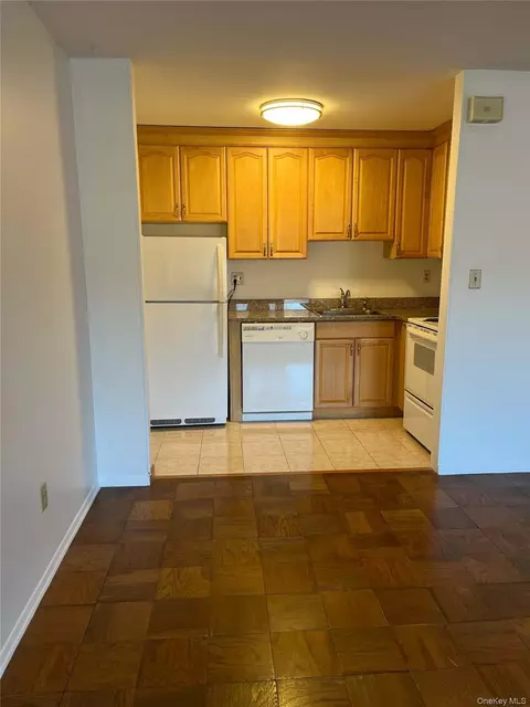 1840 Crompond Rd #9B7, Peekskill, NY 10566 photo 5