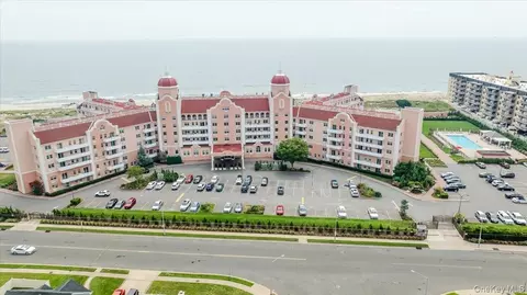 2 Richmond Rd #4F, Lido Beach, NY 11561