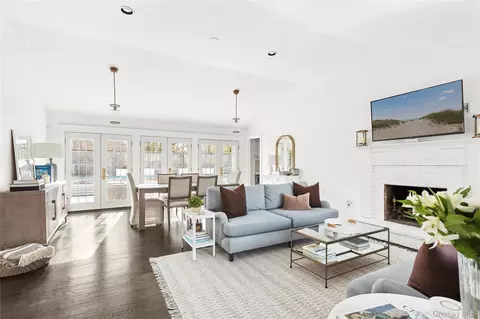 78 Waterhole Rd, East Hampton, NY 11937