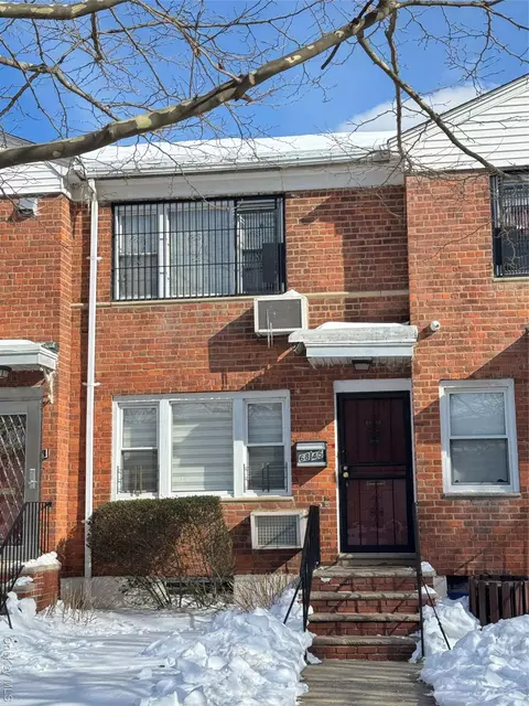 68-45 138th St #A, Flushing, NY 11367