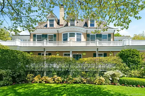 75 Prospect Ave, Larchmont, NY 10538