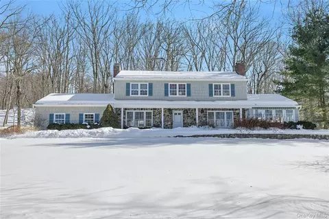 270 Law Rd, Briarcliff Manor, NY 10510