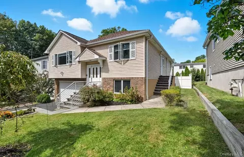 12 Crestview Dr, White Plains, NY 10604