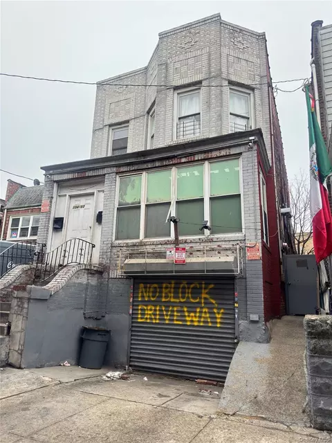 10460 Roosevelt Ave, New York, NY 11368