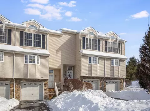 1604 Pondview Loop, Fishkill, NY 12590