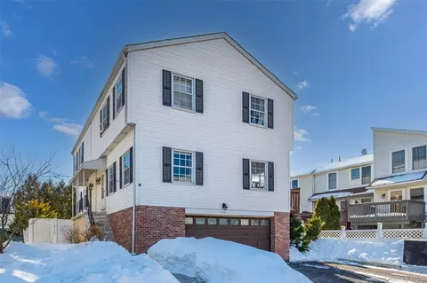 256 Madison St, Mamaroneck, NY 10543