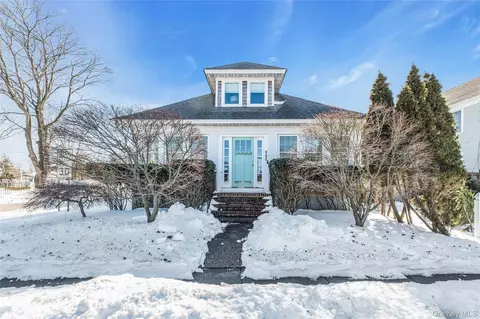 803 Front St, Greenport, NY 11944