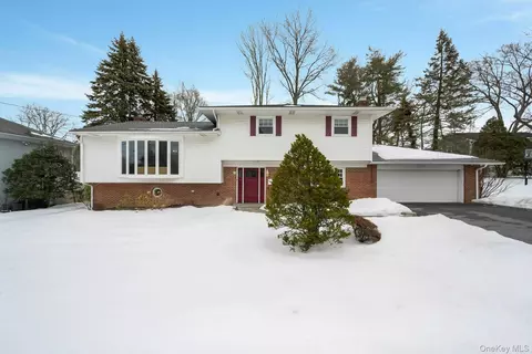 84 Palmer Ave, Scarsdale, NY 10583