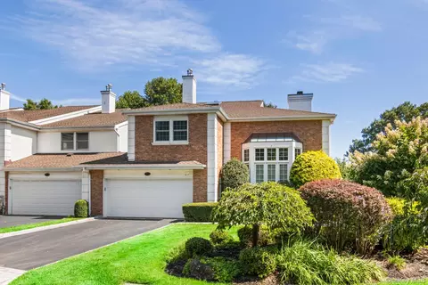 Undisclosed, Commack, NY 11725