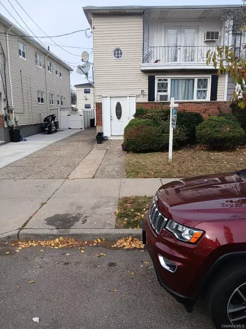 255-29 149th Rd, New York, NY 11422