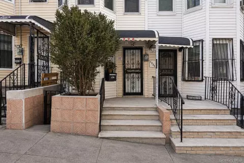 1226 Shakespeare Ave, New York, NY 10452
