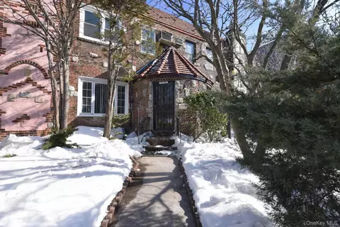 63-69 Dry Harbor Rd, New York, NY 11379