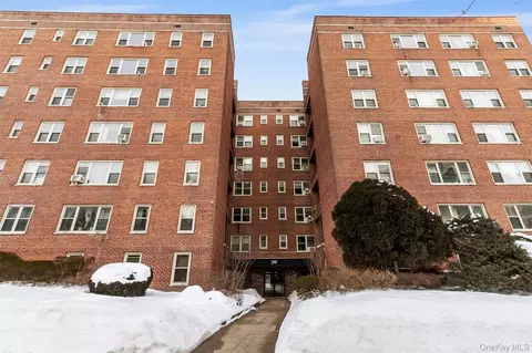 30 N Broadway #6B, White Plains, NY 10601