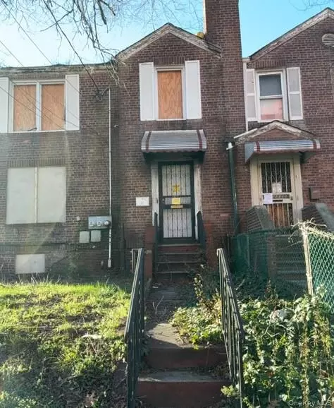 19514 Hollis Ave, New York, NY 11412