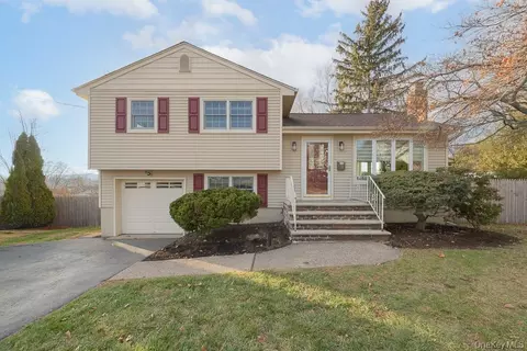 5 Foxwood Ave, Ramapo, NY 10901