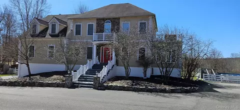 167 Vinegar Hill Rd, Shawangunk, NY 12566