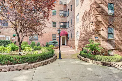 102-45 67th Rd #1P, Forest Hills, NY 11375