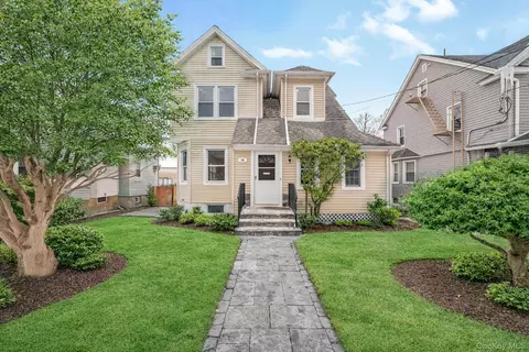 36 Longview Ave, White Plains, NY 10605
