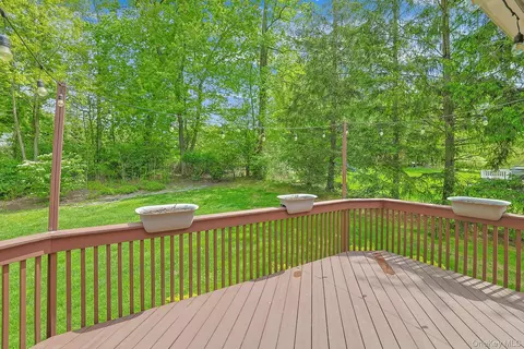 Exterior - 7 Lorenz Dr, Mount Pleasant, NY 10595 photo 5 of 11