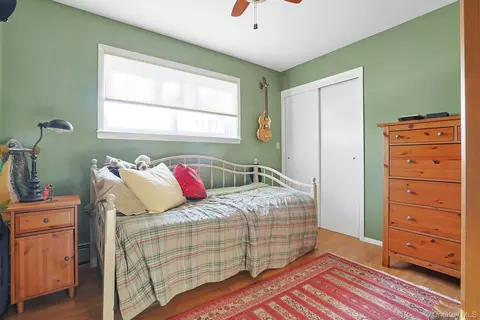 Bedroom - 7 Lorenz Dr, Mount Pleasant, NY 10595 photo 4 of 4