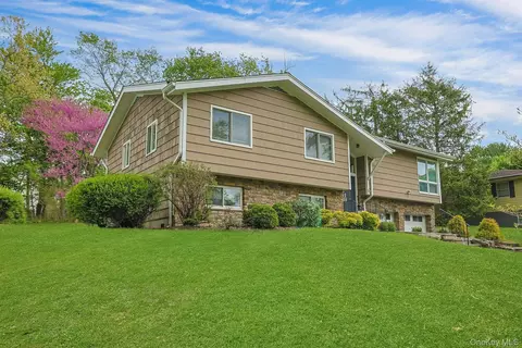 Exterior - 7 Lorenz Dr, Mount Pleasant, NY 10595 photo 3 of 11