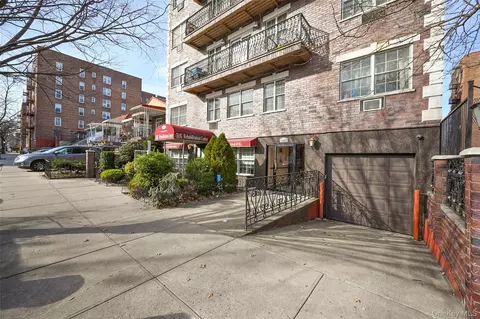 108-27 63rd Ave #1A, Forest Hills, NY 11375