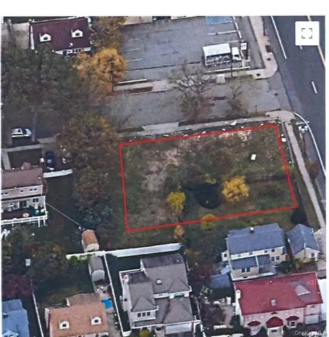 847 Willis Ave, North Hempstead, NY 11507
