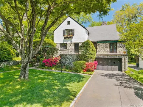 144 N Chatsworth Ave, Larchmont, NY 10538
