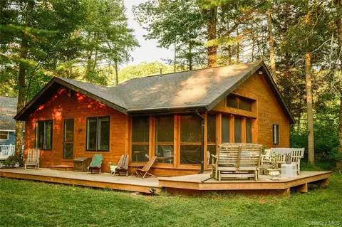 127 Queechy Shores Bch, Canaan, NY 12029