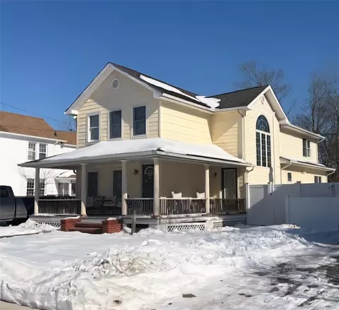 Exterior - 255 Cedar Ave, Patchogue, NY 11772 photo 2 of 2