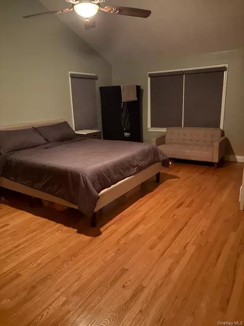 Bedroom - 255 Cedar Ave, Patchogue, NY 11772 photo 4 of 5