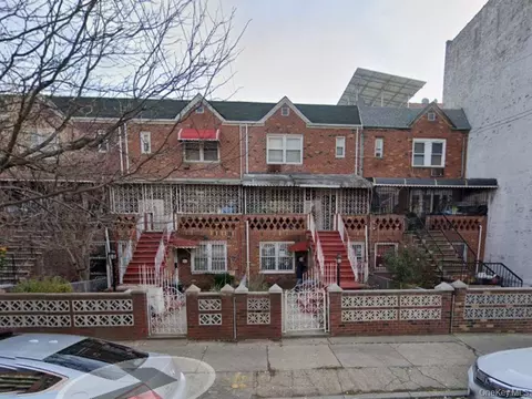1108 Willmohr St, Brooklyn, NY 11212