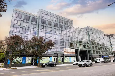 14449 Northern Blvd #413, Flushing, NY 11354