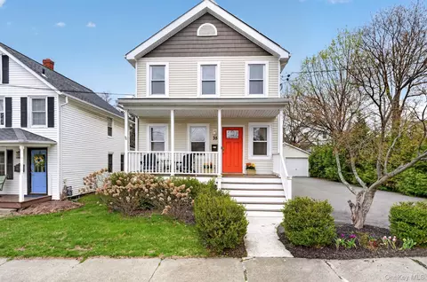 35 Kent St, Beacon, NY 12508