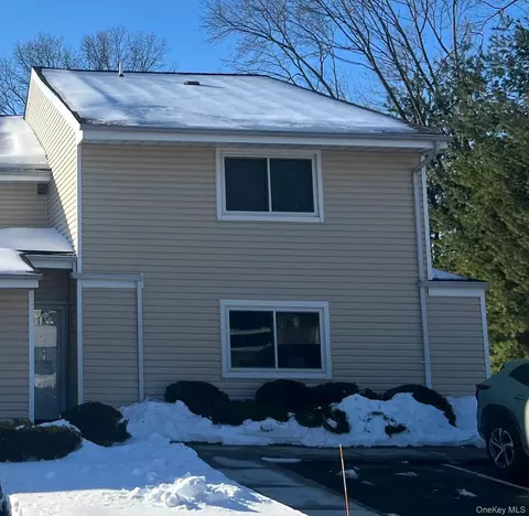 590 Haig St #101, Baldwin, NY 11510