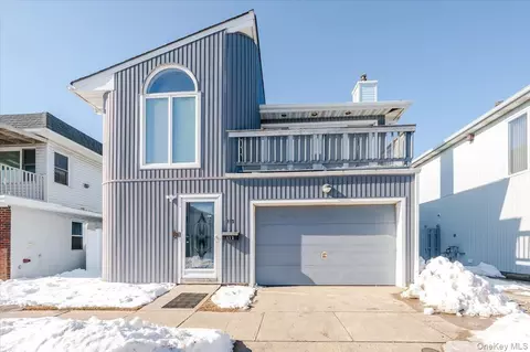 113 Belmont Ave, Long Beach, NY 11561