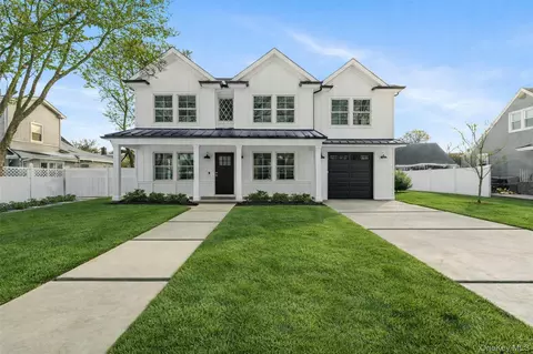 254 Elizabeth Ave, Oceanside, NY 11572