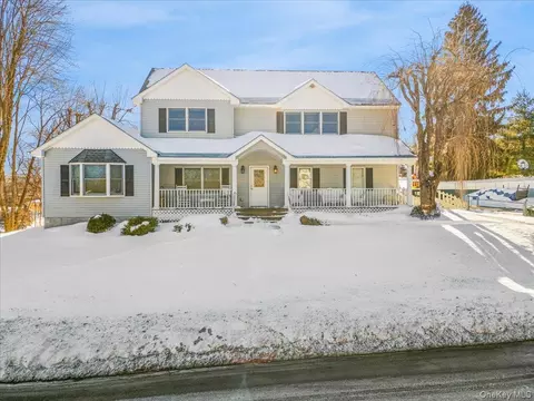 178 Washburns Ln, Stony Point, NY 10980