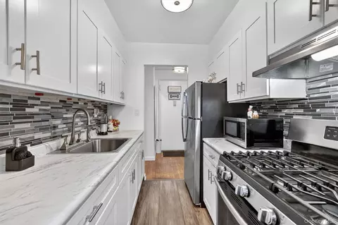 1300 Midland Ave #A50, Yonkers, NY 10704