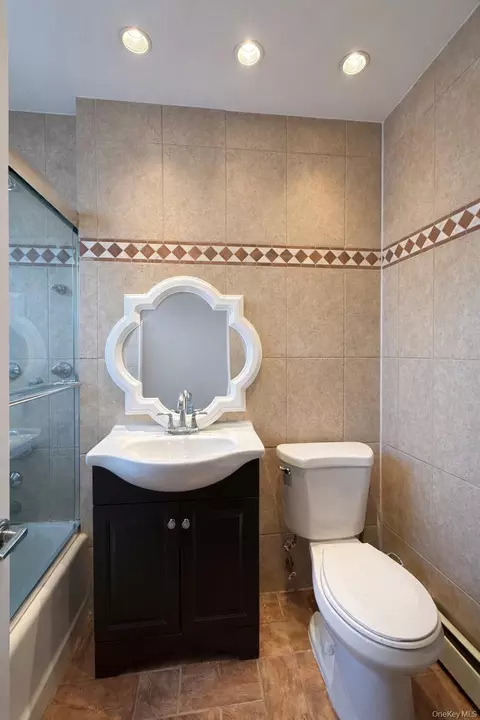 6758 152 St #B, Flushing, NY 11367 photo 9