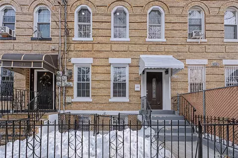 623 Ashford St, Brooklyn, NY 11208