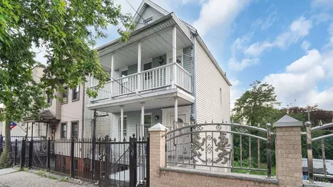 1513 Rosedale Ave, New York, NY 10460