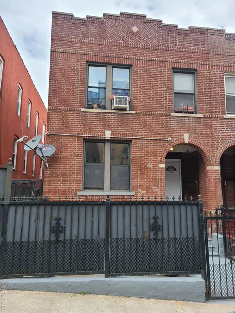 1309 Seneca Ave, New York, NY 10474